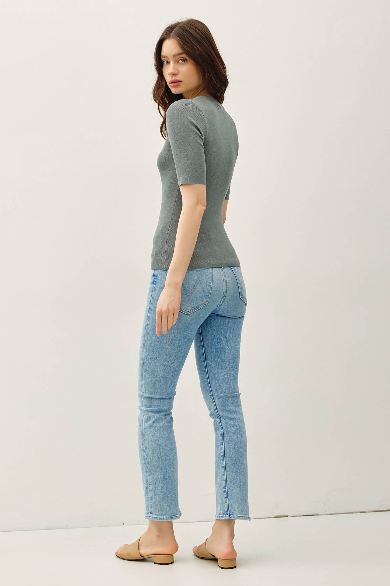 CLASSIC SOLID HALF SLEEVE RIB KNIT TOP